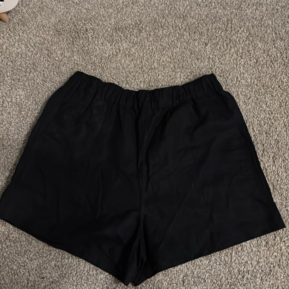 NWT black elastic waist Madewell shorts
